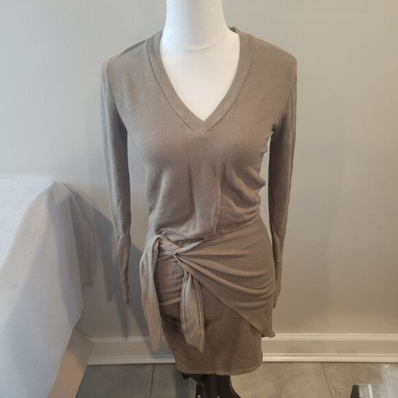 Monrow Women Mini Long Sleeves Dress Size Small - Picture 2 of 9